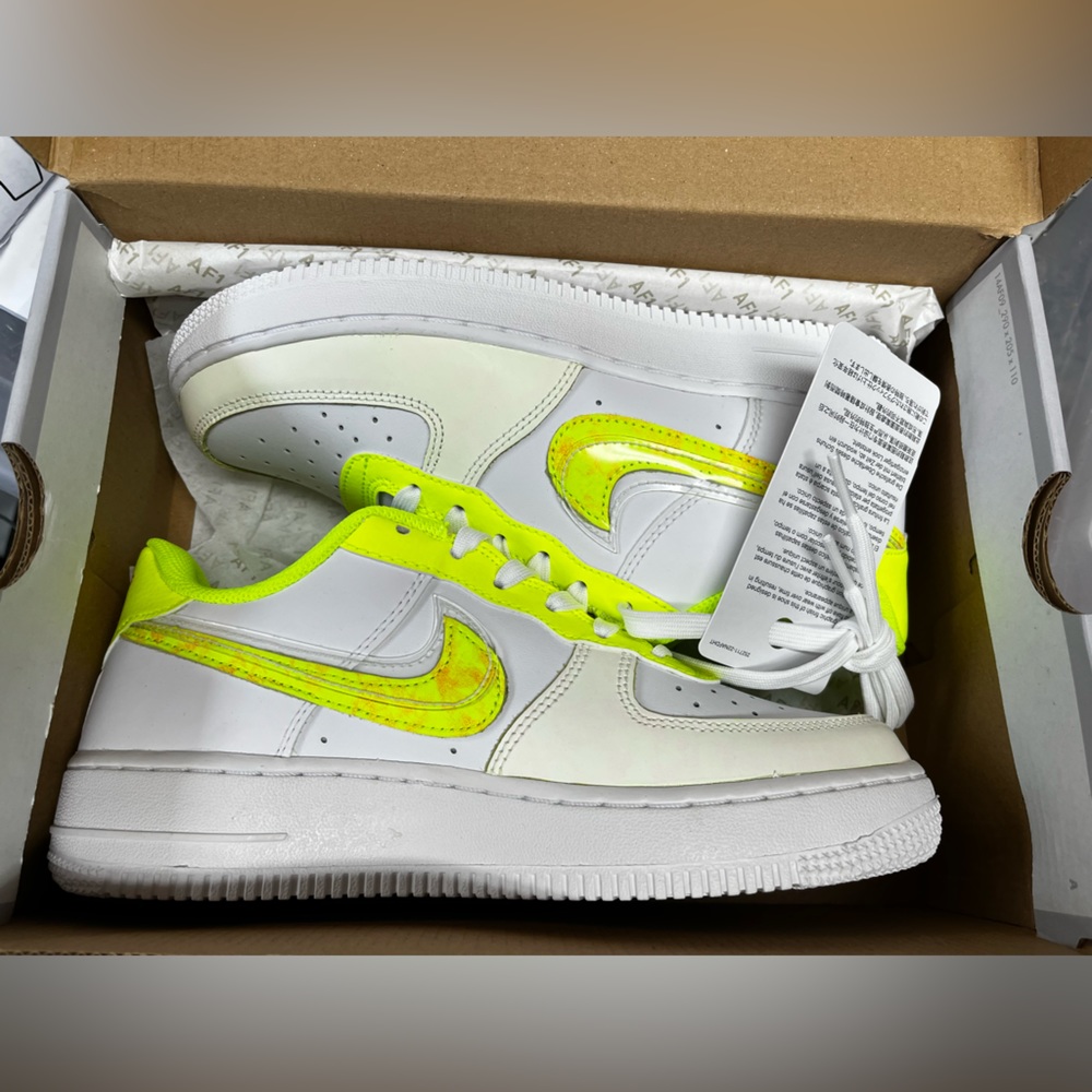 Nike Air Force 1